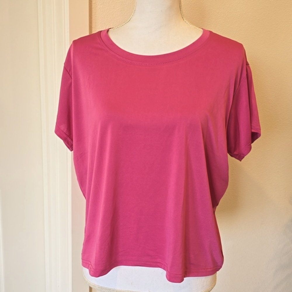 🍃 Real Essentials crop top Sz 2XL